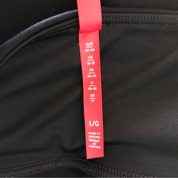 SPANX Black Panel Faux Leather Ponte Shaping Leggings Size Large - Picture 8 of 14